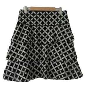 White House Black Market Women's Black & White Poly Geometric Print Tiered Lined